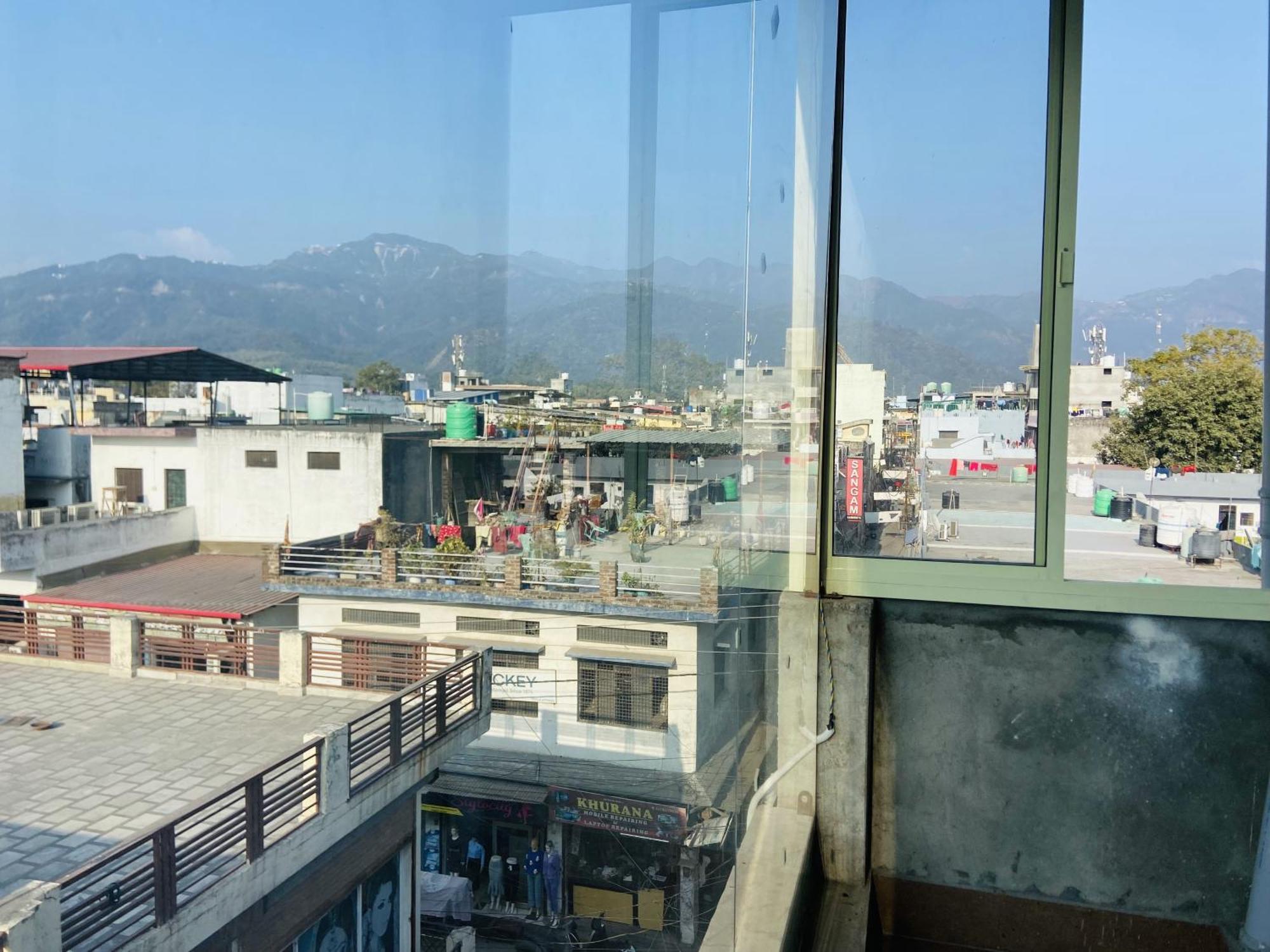 Dharohar Homestay By Yatrimap Rishikesh Exterior photo