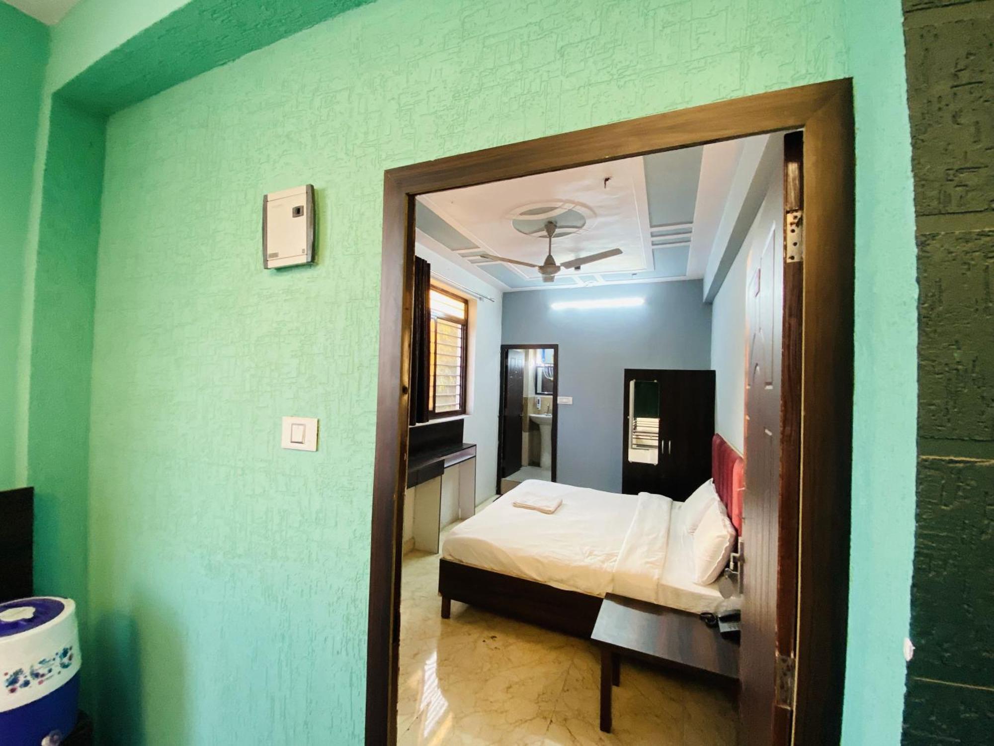 Dharohar Homestay By Yatrimap Rishikesh Exterior photo
